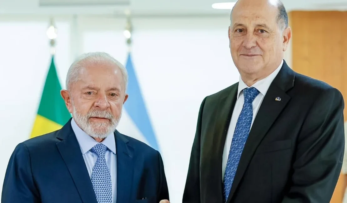 Embaixador argentino no Brasil deve voltar a Buenos Aires após crise