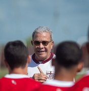 Novo técnico do CRB, Hélio dos Anjos estreia em jogo contra o Botafogo-SP nesta terça (24)