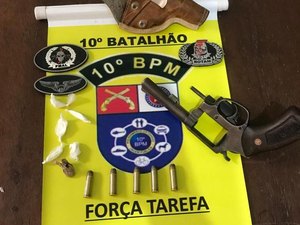 Homem é preso com maconha, cocaína a arma de fogo em Estrela de Alagoas