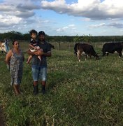Assistência da Emater possibilita que família invista no pastoreio rotativo no Sertão