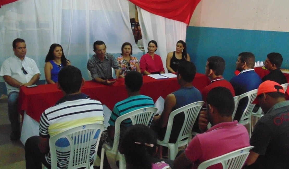 Alunos do Pronatec recebem certificados de conclusão do curso