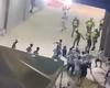 Imagens mostram torcedores do CSA partindo pra cima de PM´s no Rei Pelé