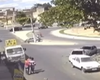 Homem perde controle de veículo e colide em poste, em Arapiraca