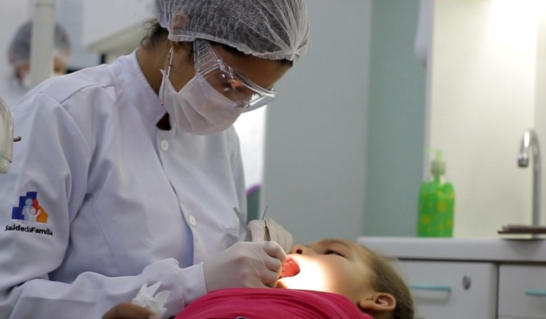 Prefeitura de Girau firma parceria com SESC e oferece serviços odontológicos de graça