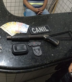Três homens são presos com drogas e arma em bar na cidade de São Sebastião
