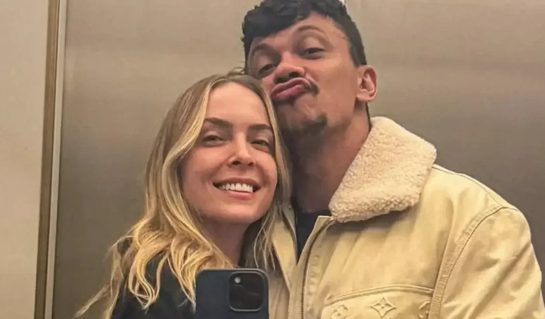 Tata Estaniecki abre o jogo sobre status de relação com Julio Cocielo