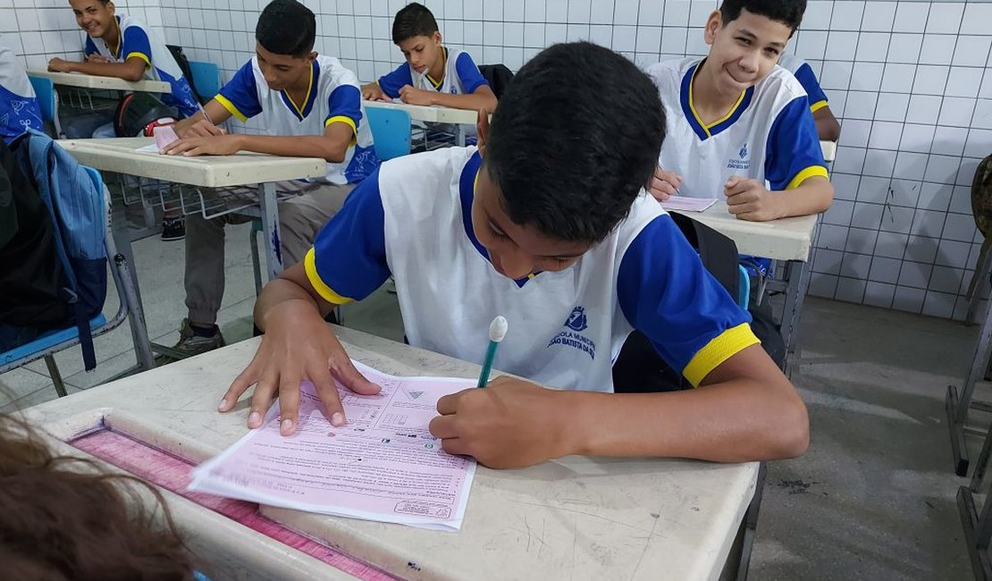 Arapiraca quebra recorde e tem participação de mais de 5 mil alunos na OBMEP 2024