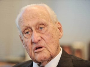 João havelange: Longe dos holofotes, ex-presidente da FIFA  comemora 100 anos