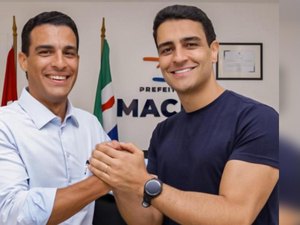 Após afago, Galba Netto faz as pazes com JHC