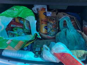 Vigilância Sanitária apreende 110 kg de alimentos fora da validade