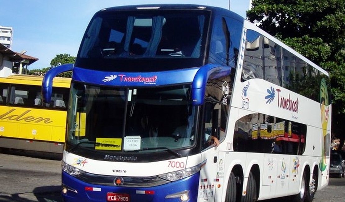 Onibus com turistas que seguia para  Goiânia é assaltado em Arapiraca