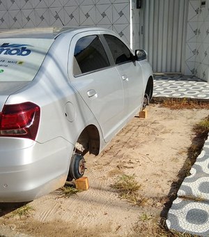 Carros têm pneus roubados no bairro do Zé Tenório