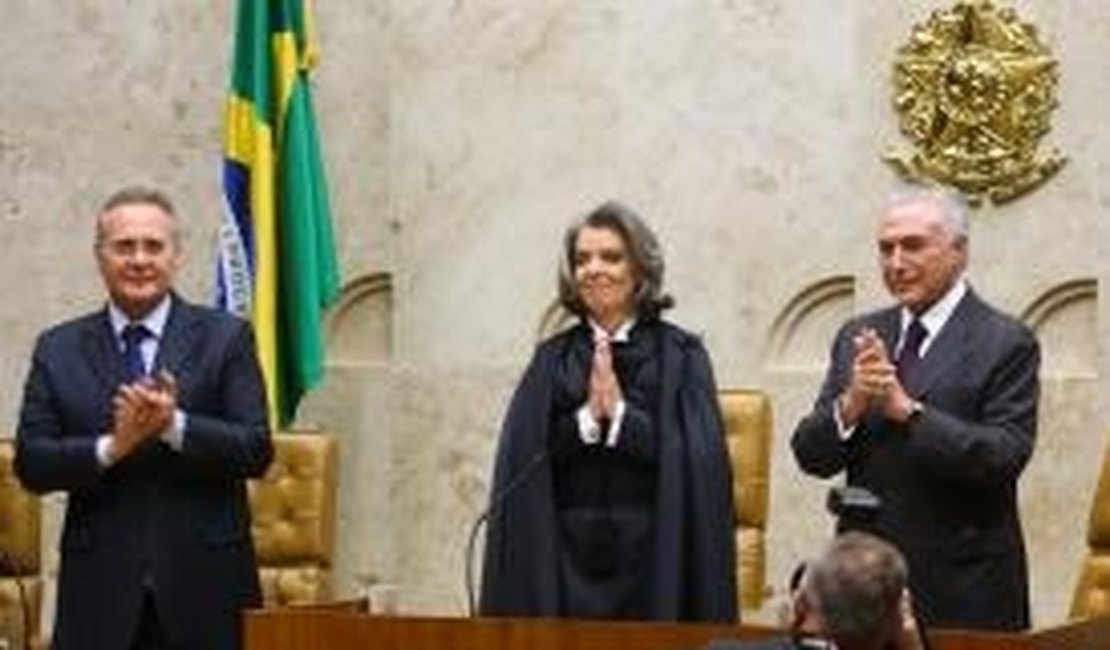 Cármen Lúcia defende transformação do Judiciário ao assumir Presidência do STF