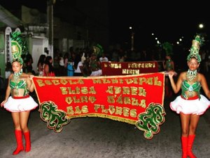 Prefeita é vaiada ao fazer uso da palavra durante desfile cívico em Olho D´água das Flores
