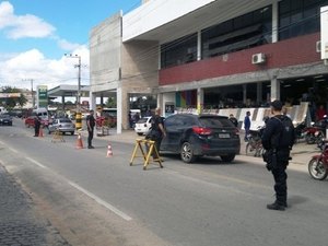 Em Arapiraca, estabelecimentos são alvos de assaltantes