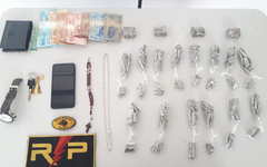Homem é preso com 128 bombinhas de maconha em Arapiraca
