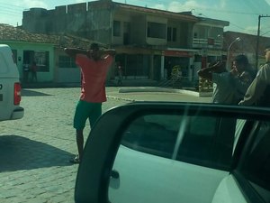 Dupla é presa em Porto Calvo após assalto em Matriz de Camaragibe