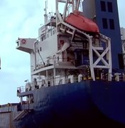 Após 3 meses, tripulantes seguem presos no navio em Santos à espera de repatriação