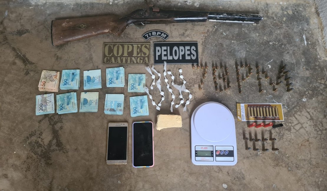 Cocaína, munições e R$ 9 mil em espécie são apreendidos durante operação no Sertão