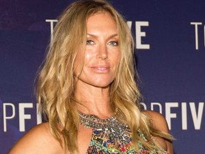 Apresentadora é encontrada morta dentro de casa