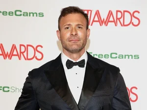 Ex-ator pornô é condenado por exploração sexual infantil nos EUA