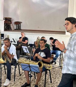 Oficina com Orquestra Som do Nordeste abre programação musical do 2º Festival Penedo Sabor & Jazz