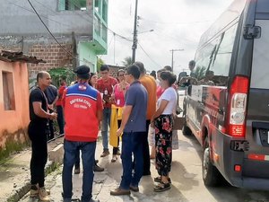 Em Penedo, mais de mil pessoas saíram de casa devido chuvas