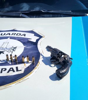 Dupla assalta mototaxista em Delmiro Gouveia, mas na hora da fuga a moto não pega e os dois acabam presos