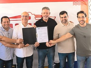 Arthur Lira e Ronaldo Lopes unem forças e deputado leva mais de R$ 7 milhões em obras e equipamentos a Penedo