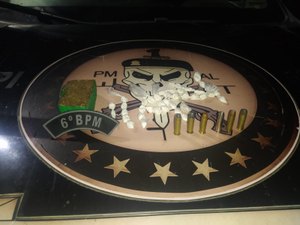 Jovem é preso com drogas no Passo de Camaragibe