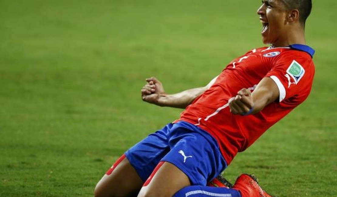 Jogando em casa, Chile vence Austrália com dificuldade