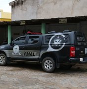 Suspeito foge da polícia e abandona moto em Porto Calvo