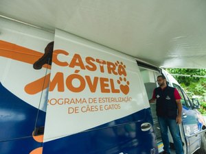 Castramóvel realiza castrações de animais de protetores independentes