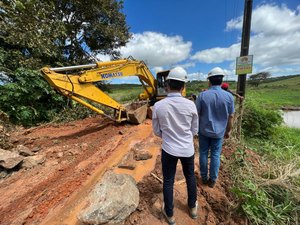 Prefeitura de Arapiraca inicia reconstrução da ponte no povoado Pau d`Arco