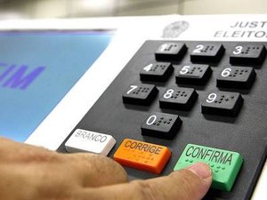 Mais de 130 mil alagoanos precisam cadastrar a biometria eleitoral, diz TRE