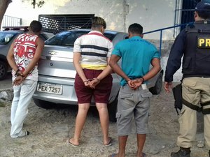 Após perseguição, PRF prende suspeitos de praticar assaltos no Sertão