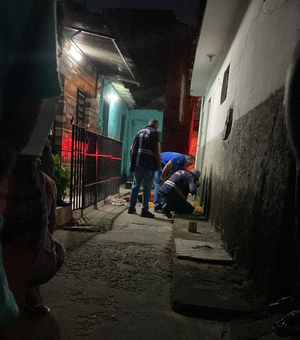 Gravida é assassinada a tiros dentro de casa no Cruzeiro do Sul