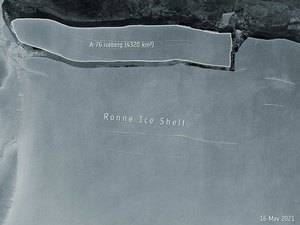 Iceberg se separa na Antártica e se torna o maior do mundo