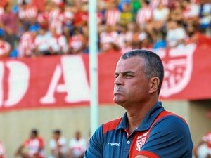 Mazola Junior deve modificar, mais uma vez, o time do CRB para jogo com ABC
