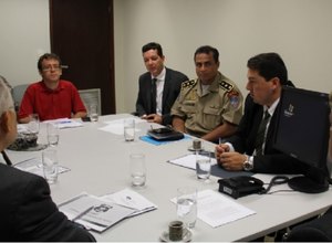 Utilização do Banco Nacional de Mandados de Prisão é tema de reunião na CGJ-AL