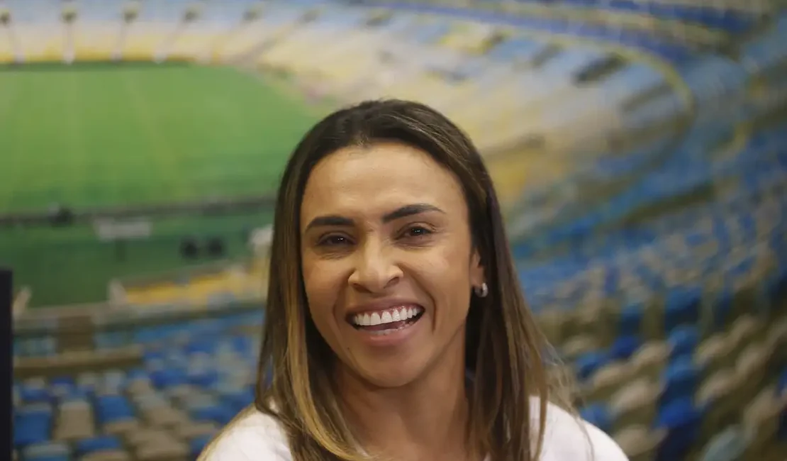 Com Marta como embaixadora, Tesouro quer atrair mais investidores
