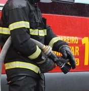 Incêndio atinge residência no povoado Bananeiras no município de Arapiraca