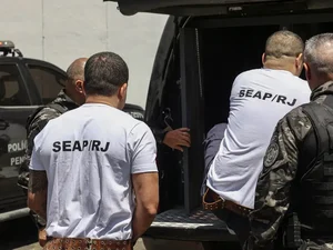 Chefes do Comando Vermelho são transferidos para presídios federais