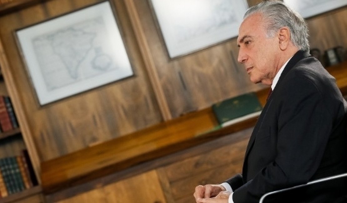 Temer aciona Itamaraty e Aeronáutica e decreta luto de 3 dias por acidente