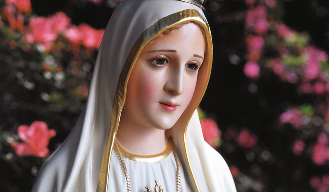 Nossa Senhora de Fátima é celebrada com procissão em Arapiraca