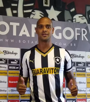 Ex-jogador do Botafogo é uma das vítimas da queda de muro em Santa Teresa, no RJ