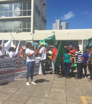 Negociações não avançam e greve dos servidores de Maceió é quase certa