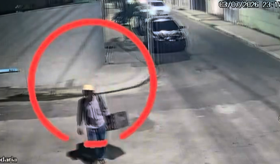 Barbearia é arrombada e furtada no bairro Cruz das Almas, em Maceió