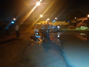 Homem é morto a tiros por desconhecidos 