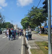 Protestos de funcionários contra o Hospital Veredas completam 15 dias